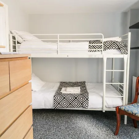 9 Navigation Square Skipton