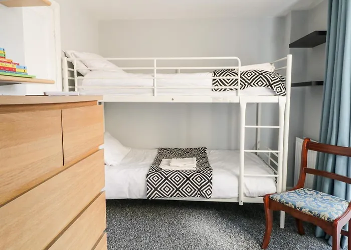 9 Navigation Square Skipton