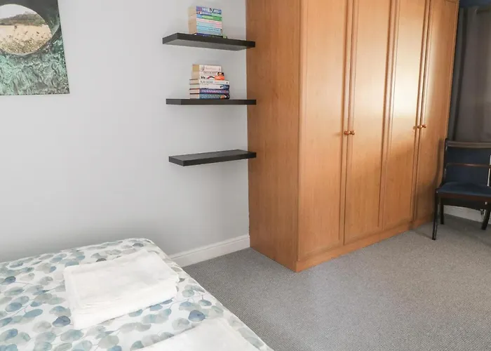 9 Navigation Square * Skipton